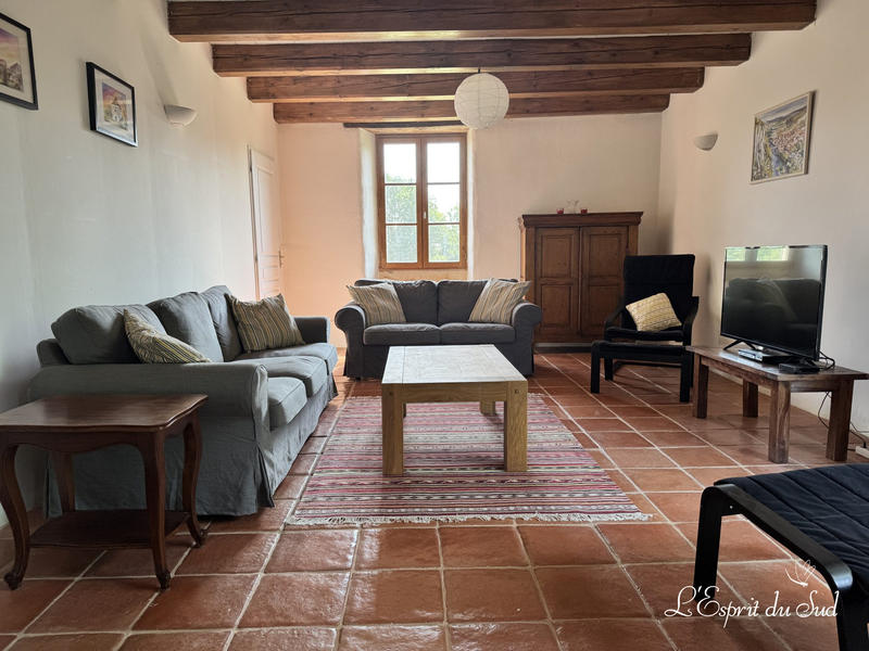 Maison traditionnelle - 1 m² - 6 pièces