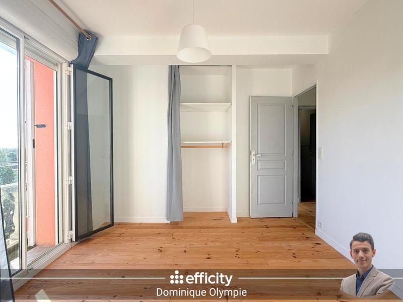 Maison - 170 m² - 8 pièces