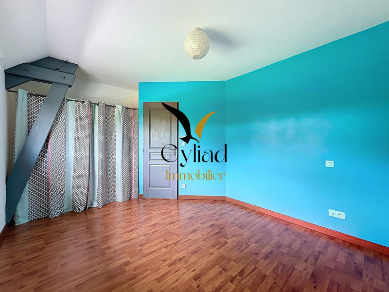 Maison contemporaine - 136 m² - 6 pièces