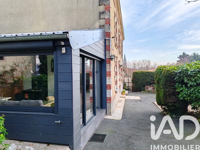 Maison - 176 m² - 7 pièces