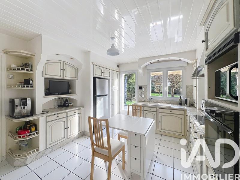 Maison - 165 m² - 6 pièces