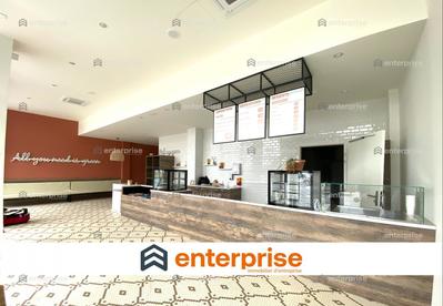 Local commercial - 111 m²