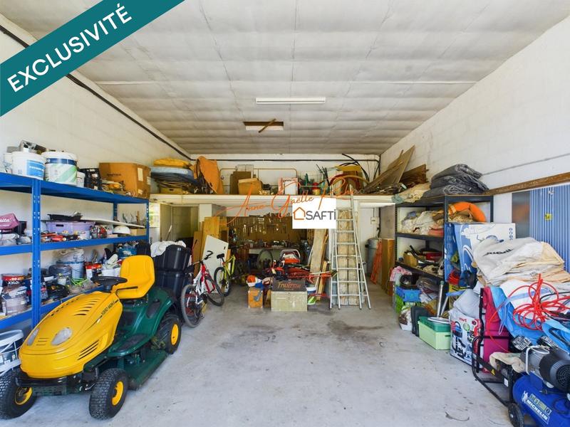 Maison - 202 m² - 7 pièces