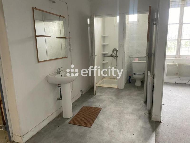 Bureau - 300 m² - 4 pièces