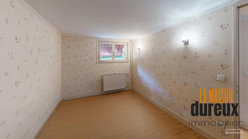 Maison ancienne - 196 m² - 7 pièces