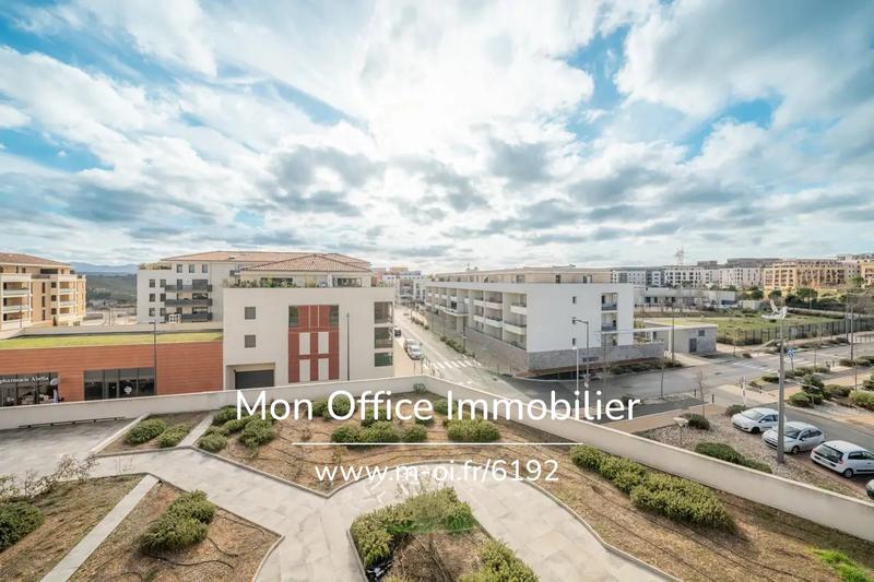 Appartement - 94 m² - 4 pièces