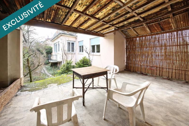 Appartement - 144 m² - 6 pièces