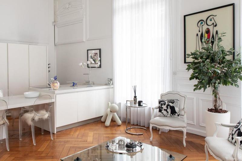 Appartement - 100 m² - 3 pièces