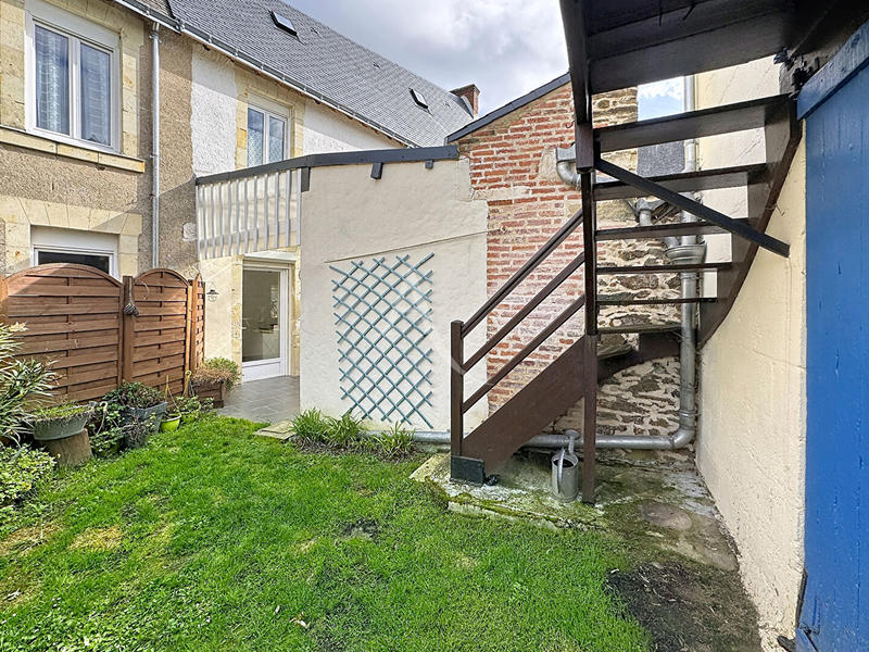 Maison - 102 m² - 5 pièces