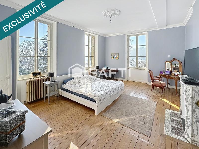 Maison - 450 m² - 20 pièces