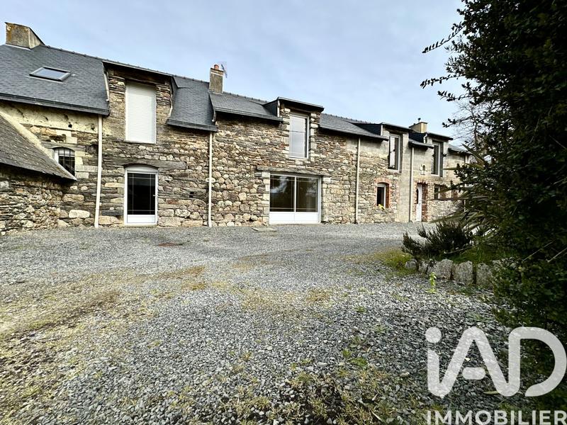 Maison - 206 m² - 8 pièces