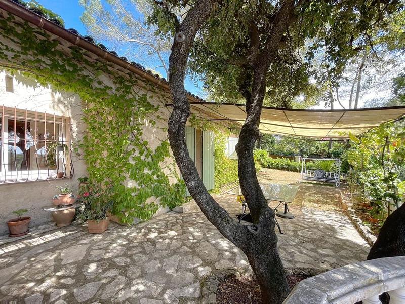 Villa - 150 m² - 4 pièces