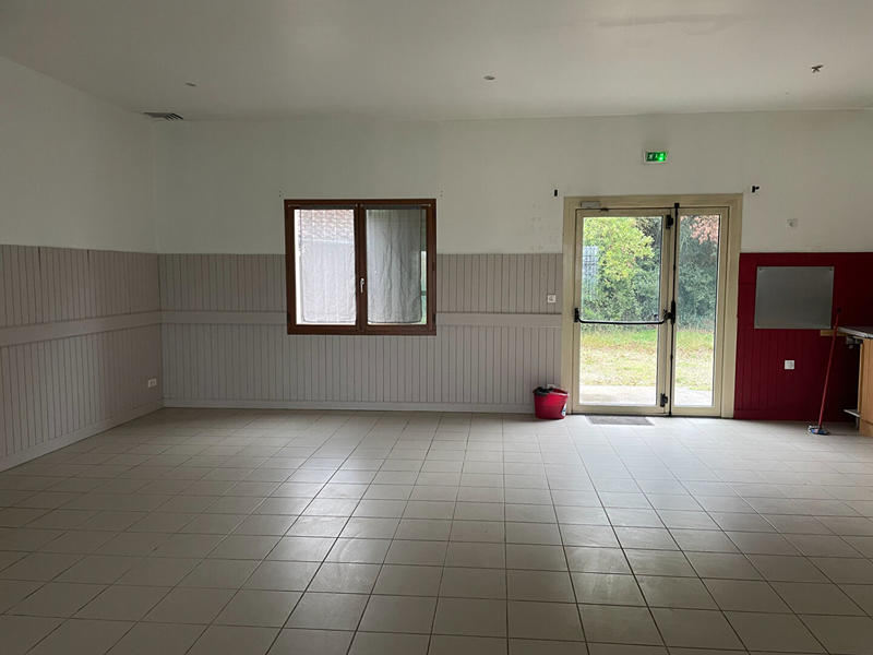 Demeure - 1 187 m² - 10 pièces