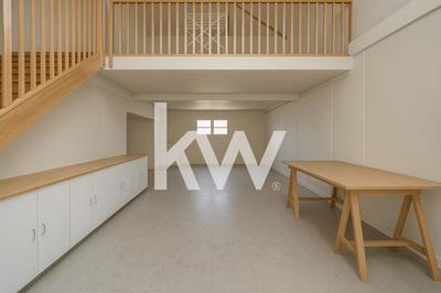 Loft - 105 m² - 4 pièces