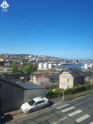 Maison - 81 m² - 4 pièces