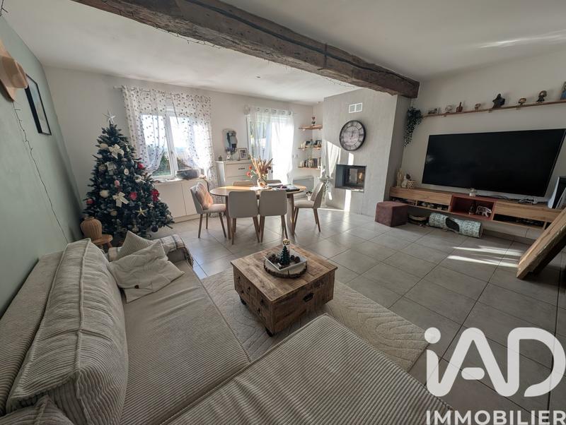 Maison - 92 m² - 5 pièces