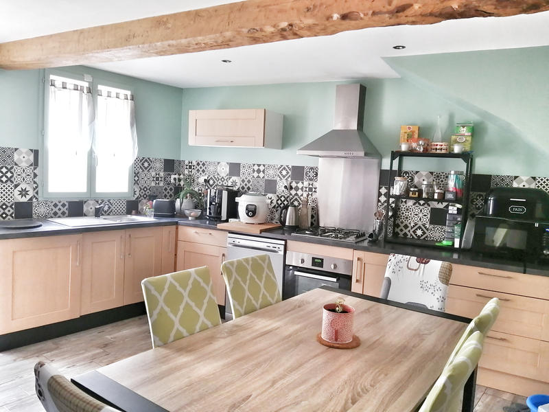 Maison de village - 85 m² - 4 pièces