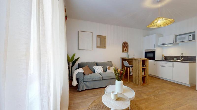 Studio - 30 m² - 2 pièces