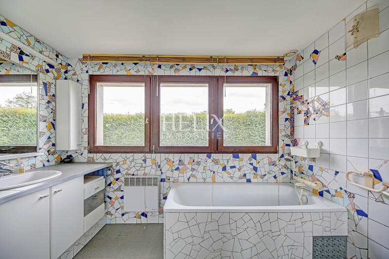 Maison - 98 m² - 5 pièces