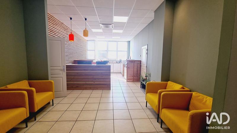 Bureau - 487 m²