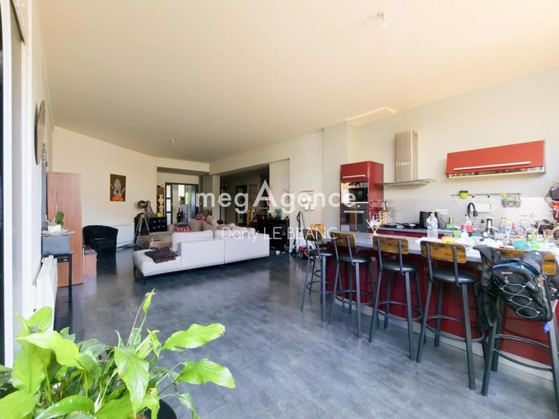 Appartement - 150 m² - 5 pièces