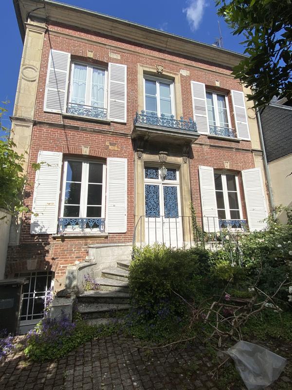 Maison de ville - 92 m² - 5 pièces