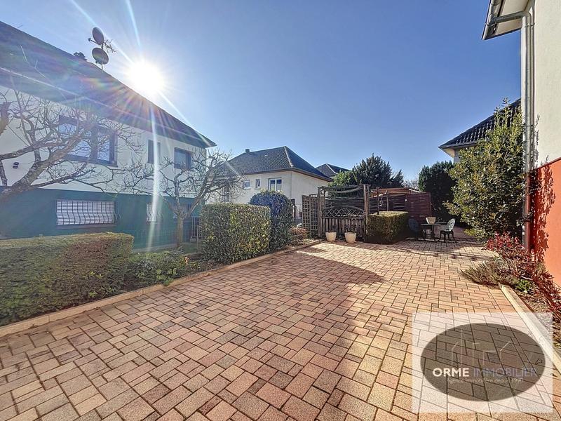 Maison - 104 m² - 4 pièces