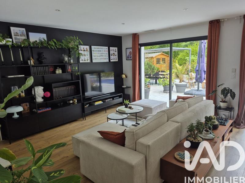 Maison - 120 m² - 4 pièces