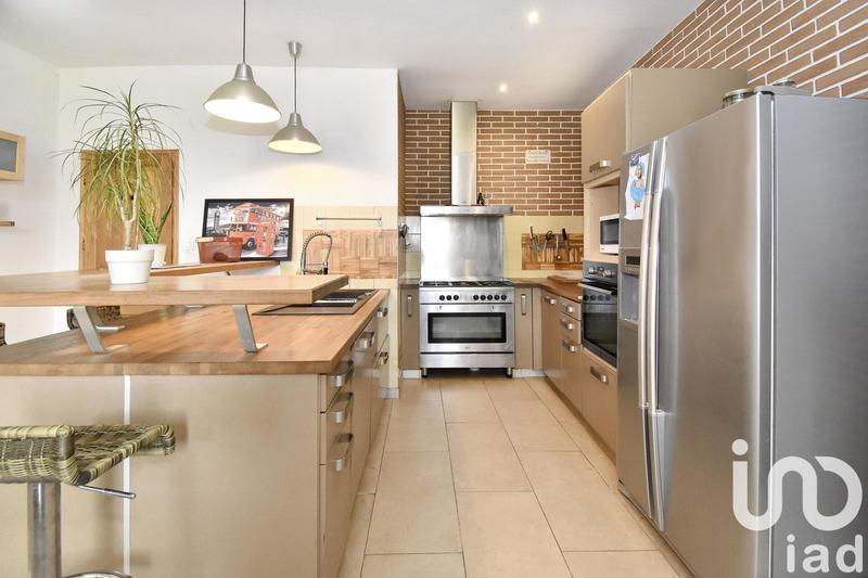 Maison - 178 m² - 5 pièces