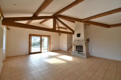 Maison en pierre - 251 m² - 10 pièces