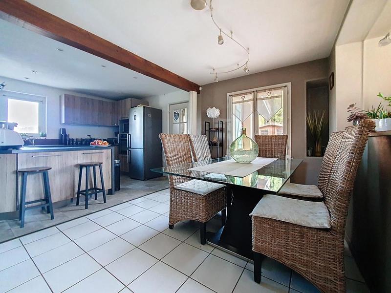 Maison - 110 m² - 5 pièces