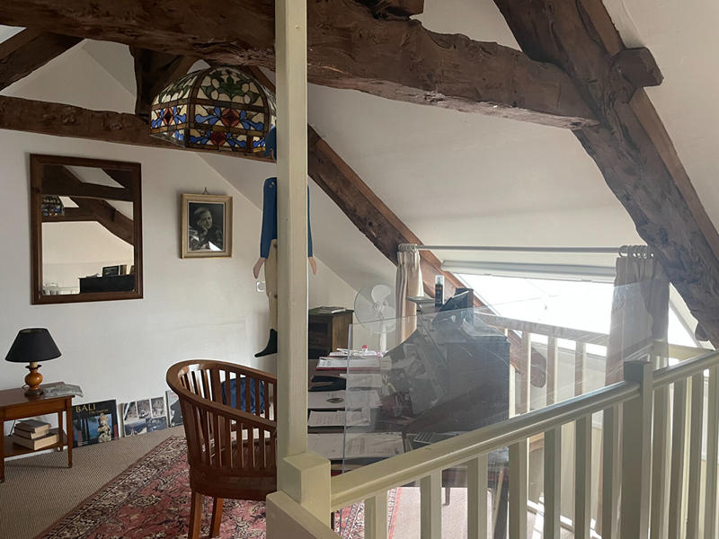 Maison - 212 m² - 7 pièces