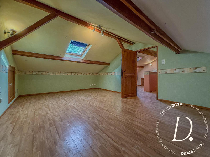 Maison - 145 m² - 7 pièces