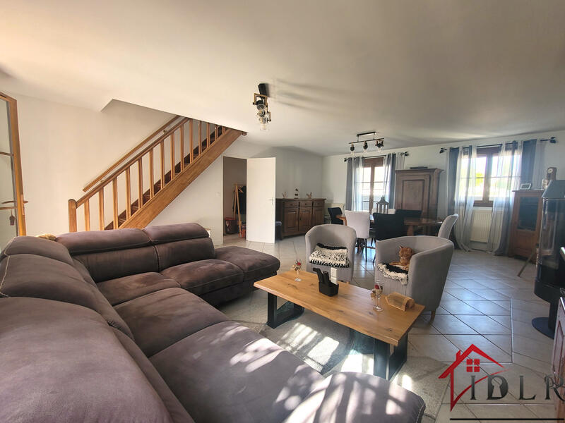 Maison - 123 m² - 5 pièces