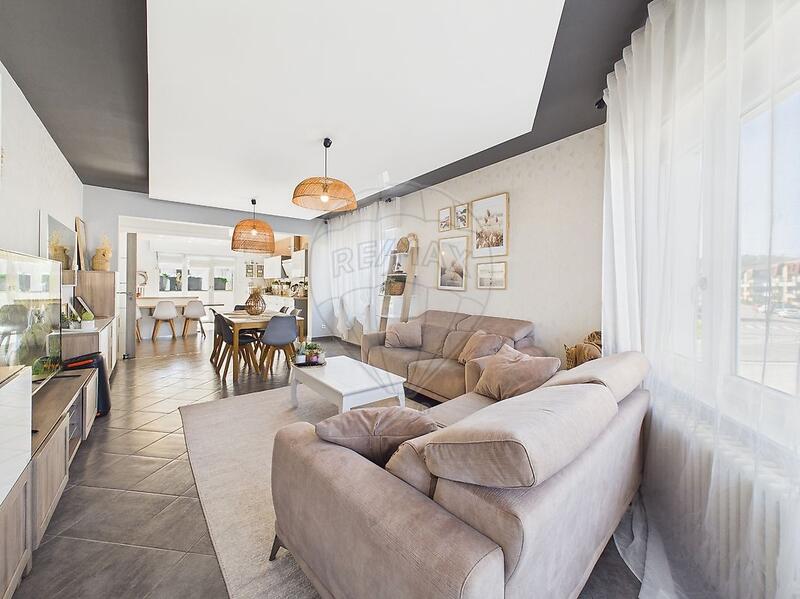 Maison - 178 m² - 5 pièces