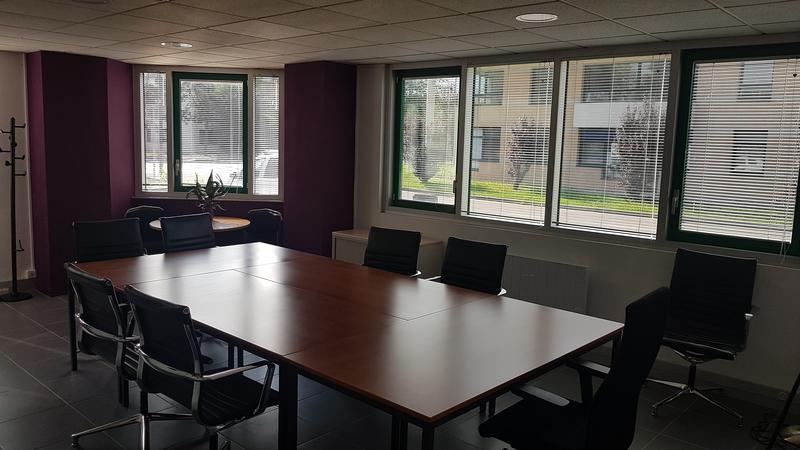 Immeuble de bureaux - 35 m² - 1 pièce