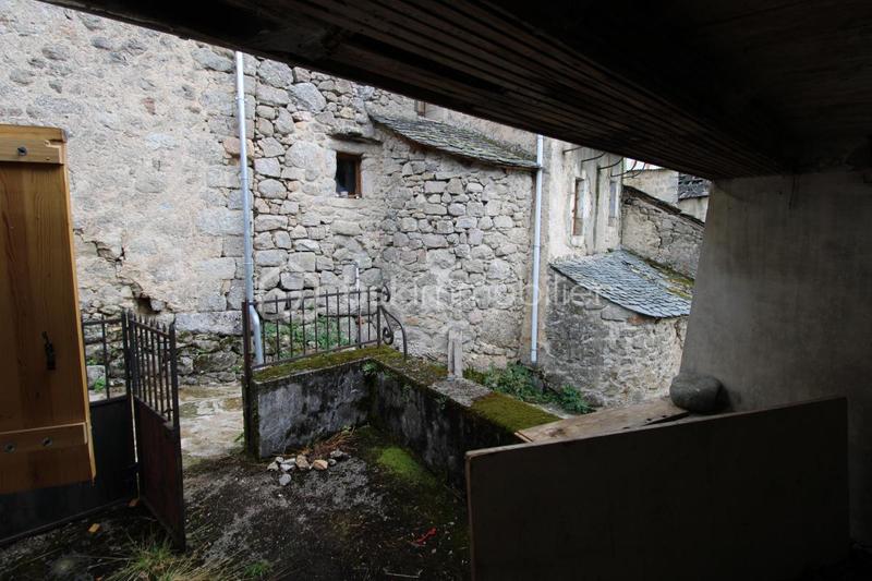 Maison en pierre - 100 m² - 6 pièces