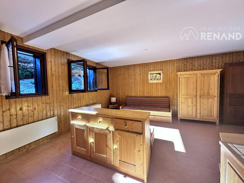 Châlet - 200 m² - 8 pièces