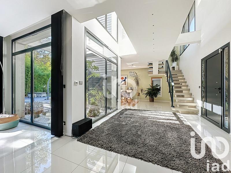 Maison de maîtres - 198 m² - 7 pièces