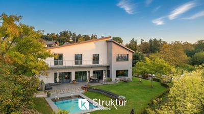 Villa - 280 m² - 9 pièces