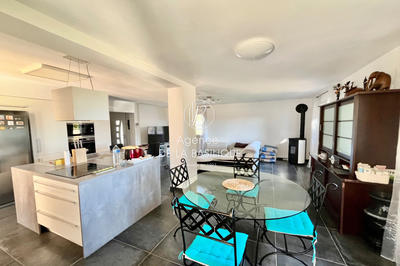 Maison - 130 m² - 5 pièces