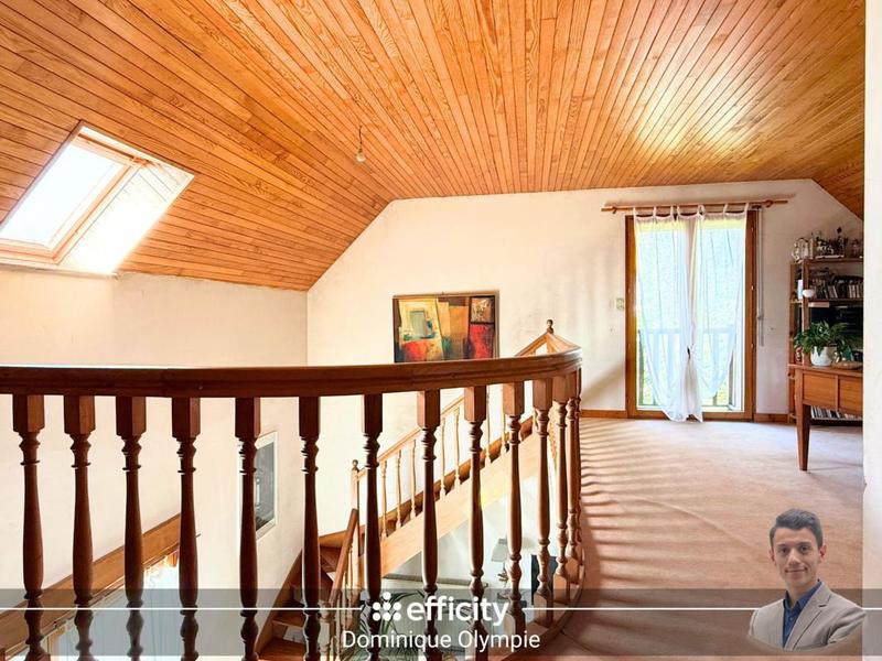 Maison - 165 m² - 6 pièces