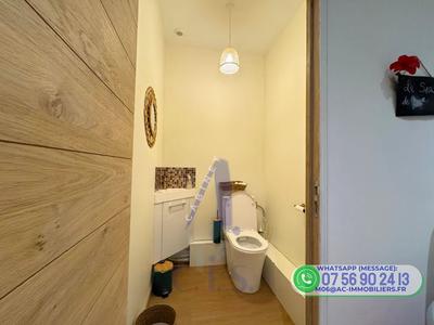 Local commercial - 67 m² - 2 pièces