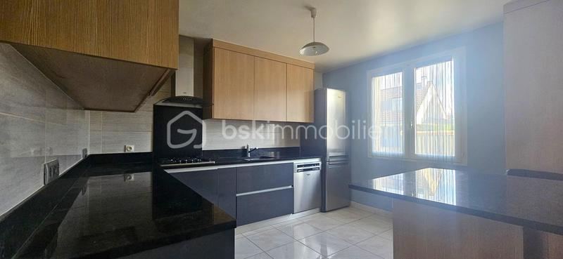 Maison - 128 m² - 7 pièces