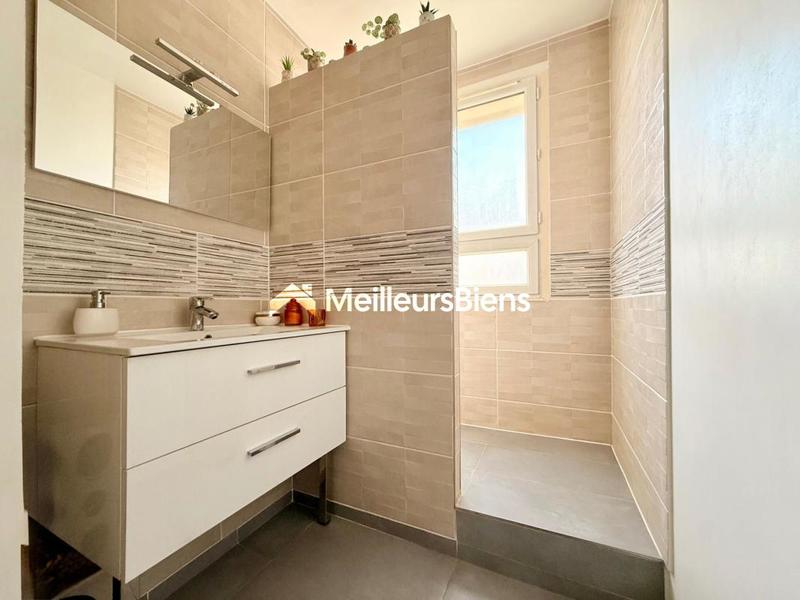 Appartement - 74 m² - 4 pièces