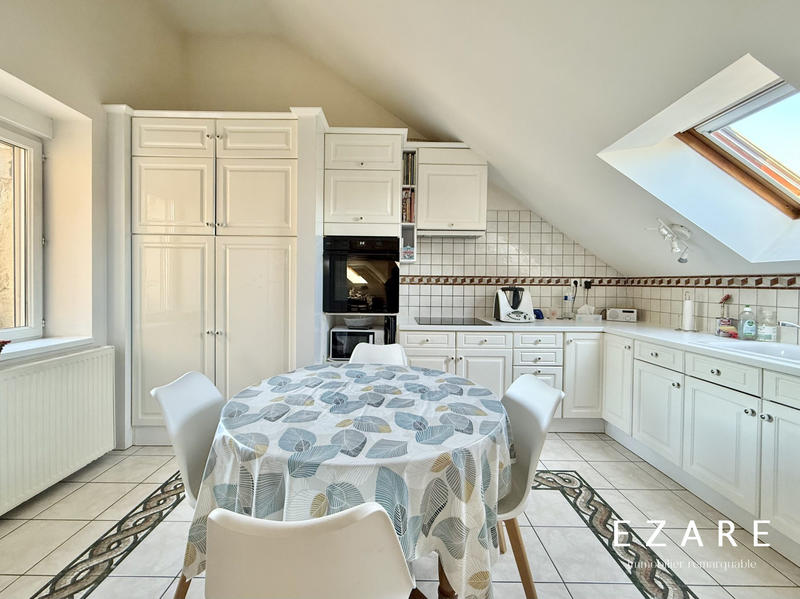 Appartement - 101 m² - 5 pièces