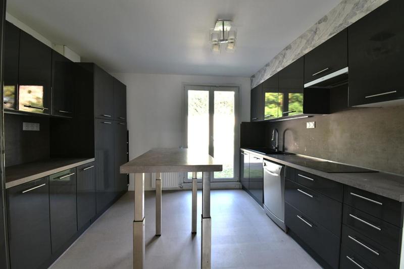 Maison - 146 m² - 7 pièces