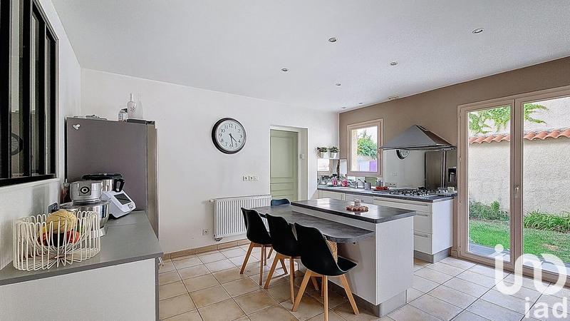 Maison - 143 m² - 6 pièces