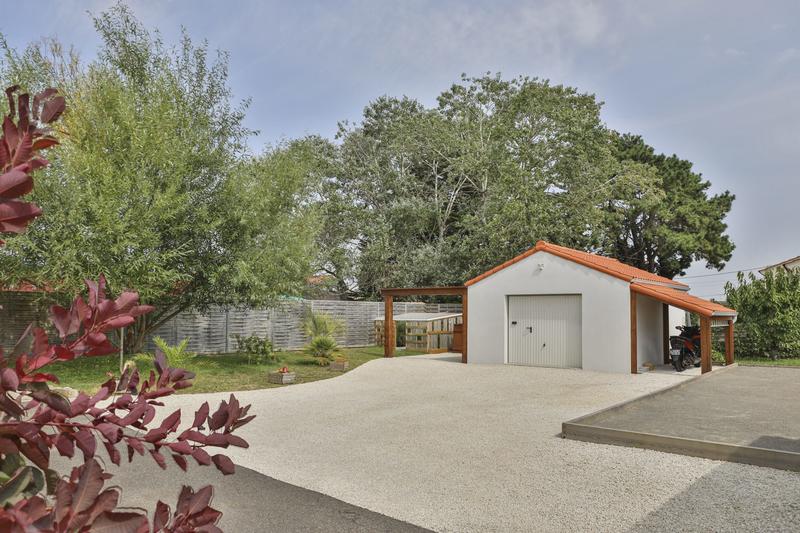 Maison traditionnelle - 145 m² - 6 pièces