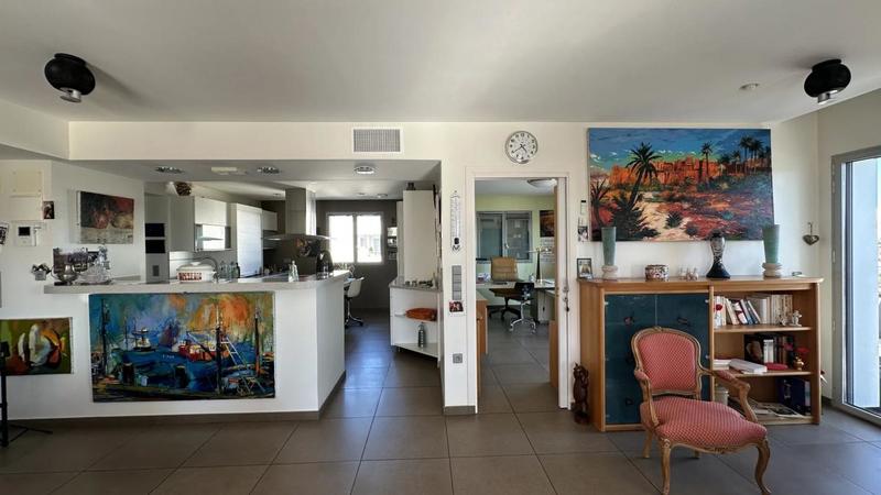 Penthouse - 155 m² - 4 pièces